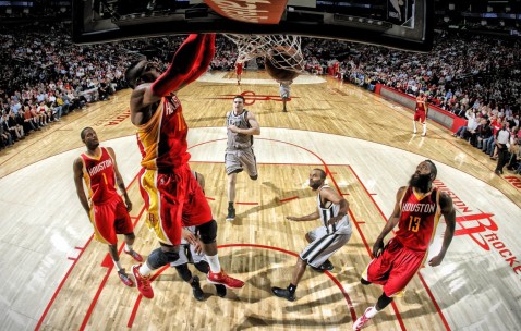 爱游戏-电竞赛场焦点！日本队对阵意大利队，防守反击奏效，球队笑到最后